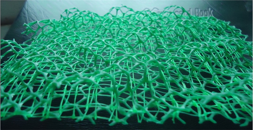 雅安創(chuàng)新應(yīng)用三維土工網(wǎng)墊排水網(wǎng)，助力生態(tài)護(hù)坡與水利工程建設(shè)