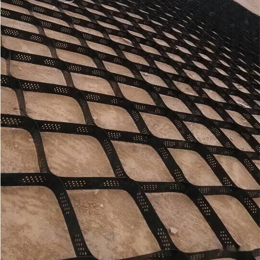 干貨 | 13種經(jīng)典護(hù)坡景觀設(shè)計實例詳解，涵蓋防護(hù)與土工網(wǎng)應(yīng)用